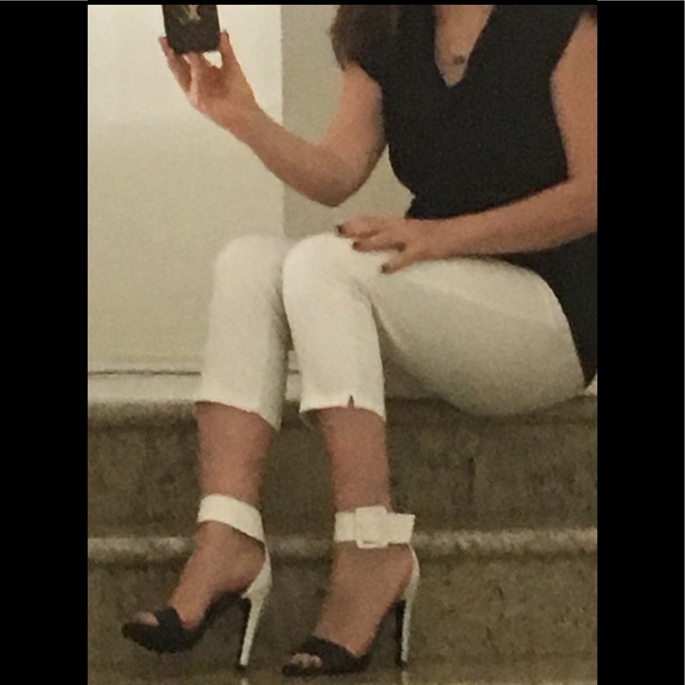 Black and white high heels sandals - Picture 5 of 5